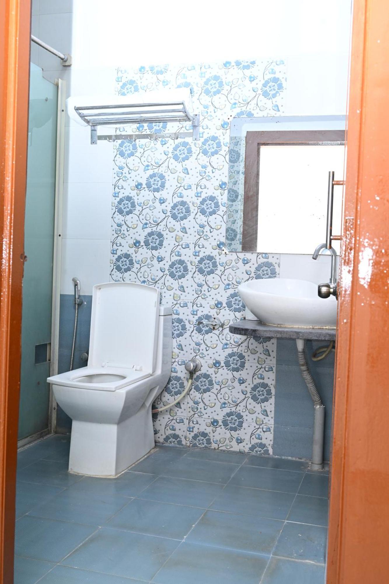 Airport Residency Hotel Devanahalli Bagian luar foto