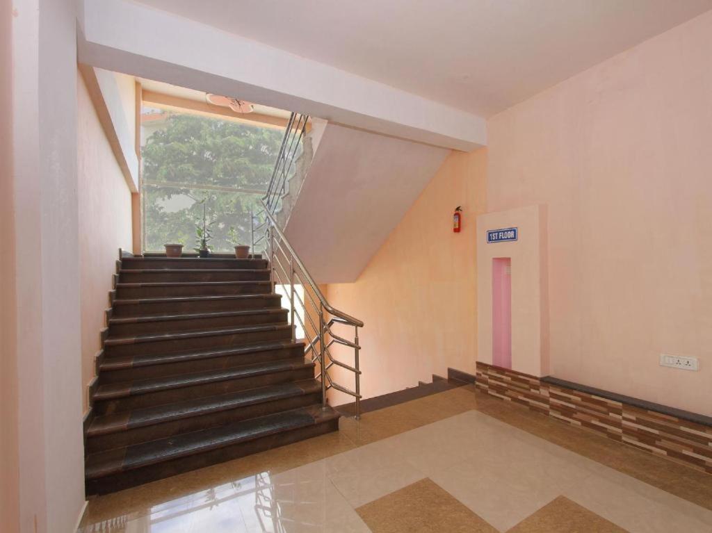 Airport Residency Hotel Devanahalli Bagian luar foto
